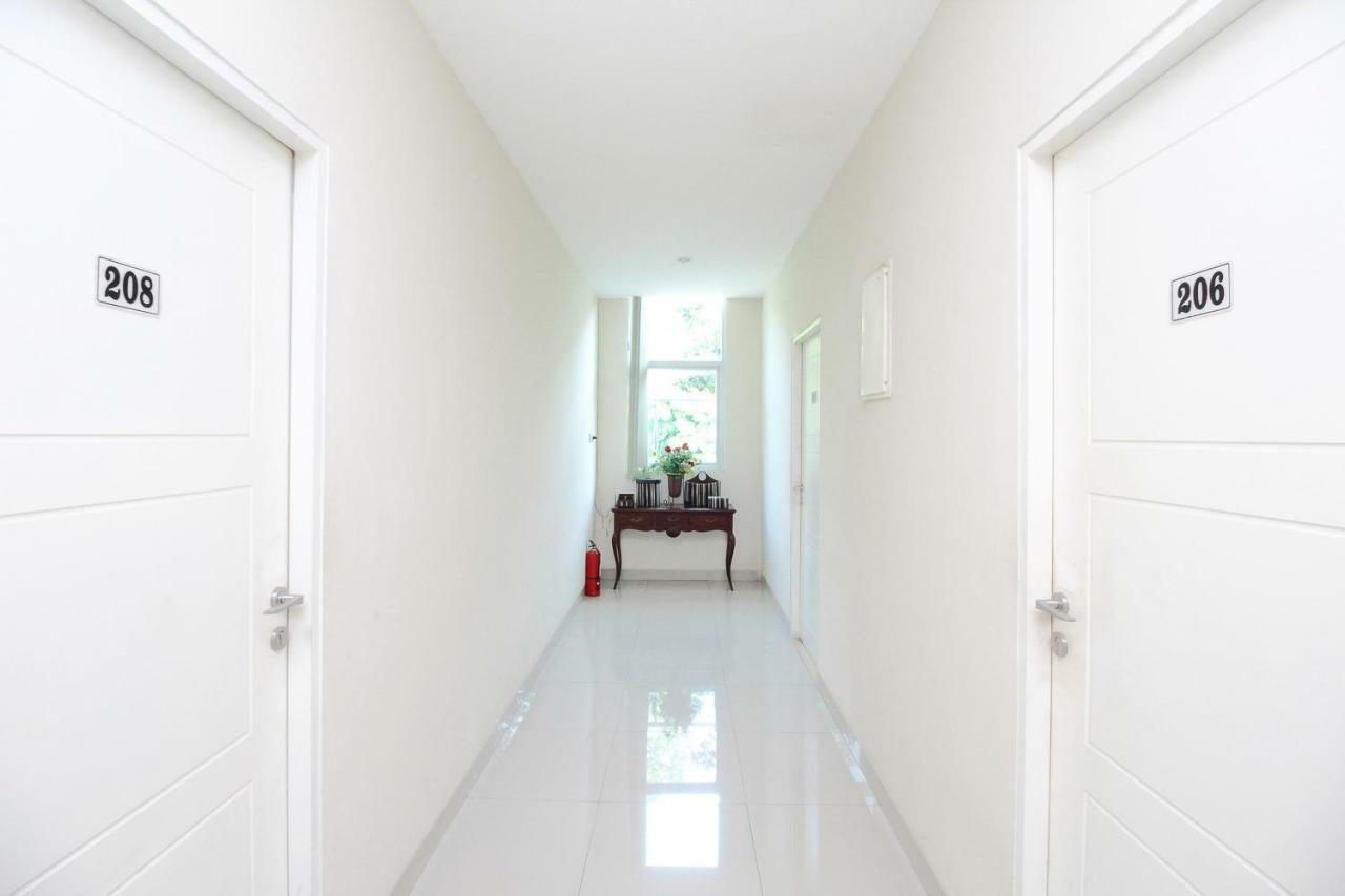 Blossom Resident Blok M Jakarta Buitenkant foto